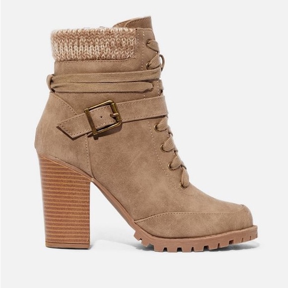 Cuff Ankle Boot - Picture 5 of 7